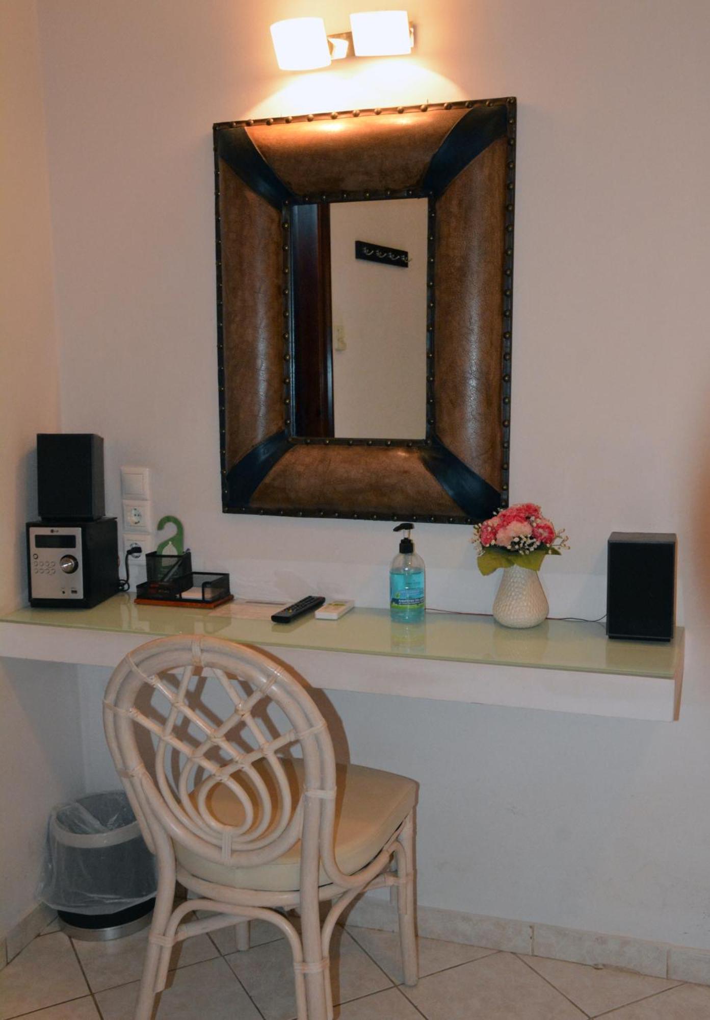 Enetiko Rooms Chania  Bagian luar foto