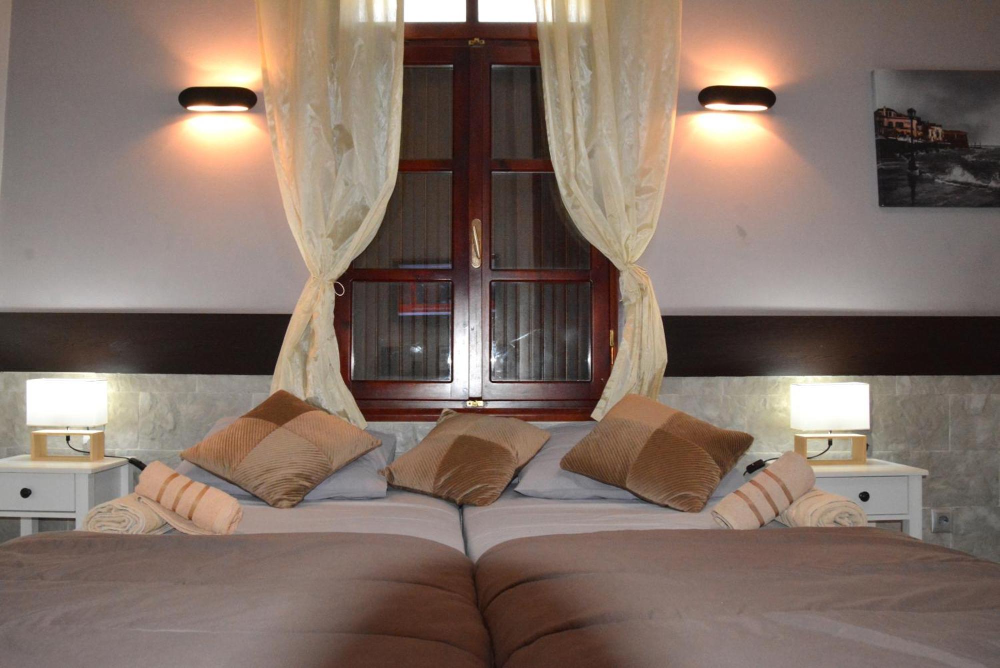 Enetiko Rooms Chania  Bagian luar foto